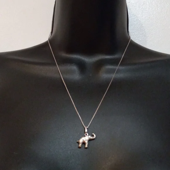 925 elephant pendant on chain - Picture 6 of 10